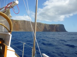 Lanai's Cliffy Backside